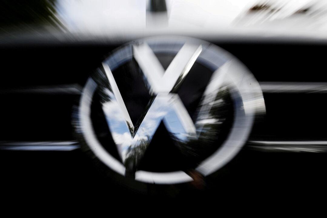 Europe’s Top Carmakers Count Mounting Cost of Chip Crunch
