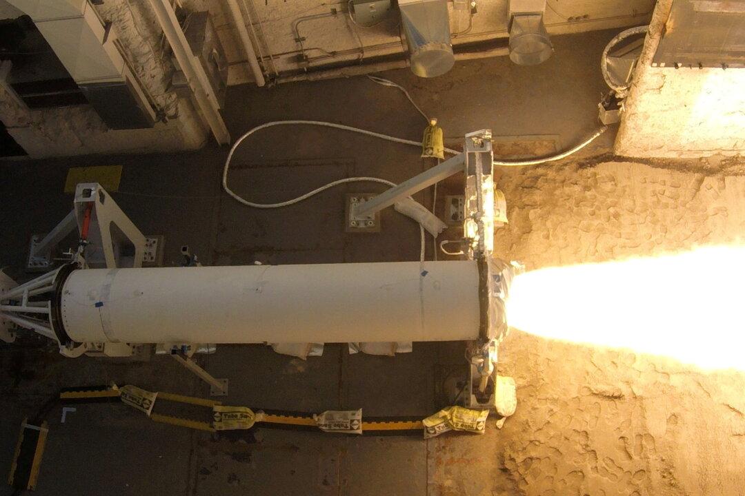 US Successfully Tests Hypersonic Booster Motor in Utah