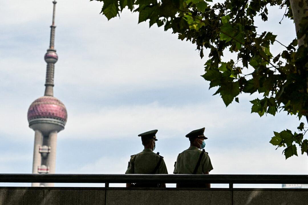 Shanghai State Security Bureau Chief Allegedly Abuses Subordinate’s Daughter