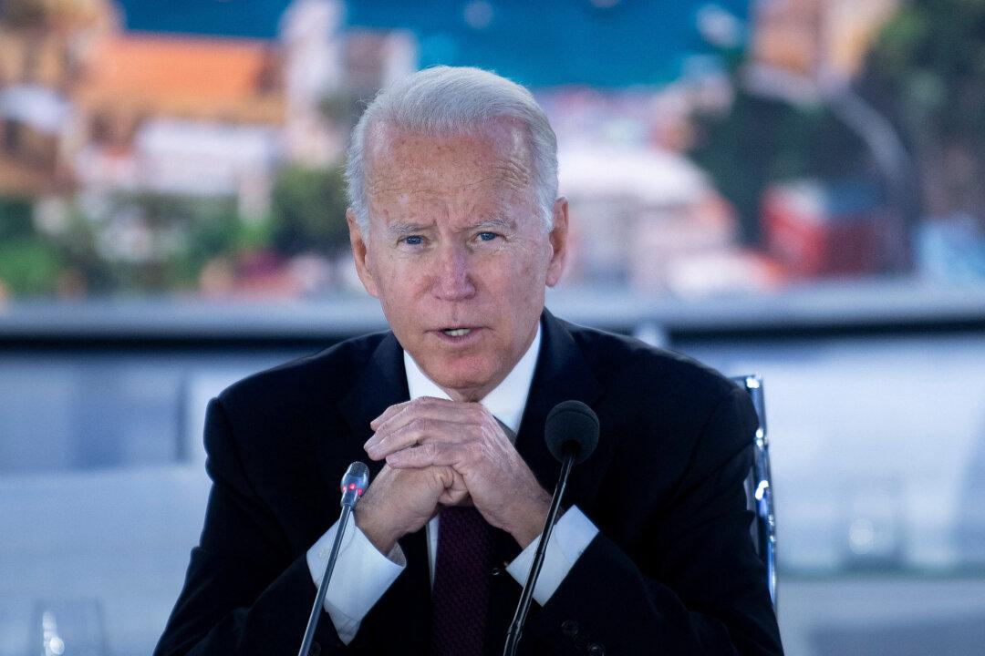 Biden Says He Didn’t Want to Resort to Sweeping COVID-19 Vaccine Mandates