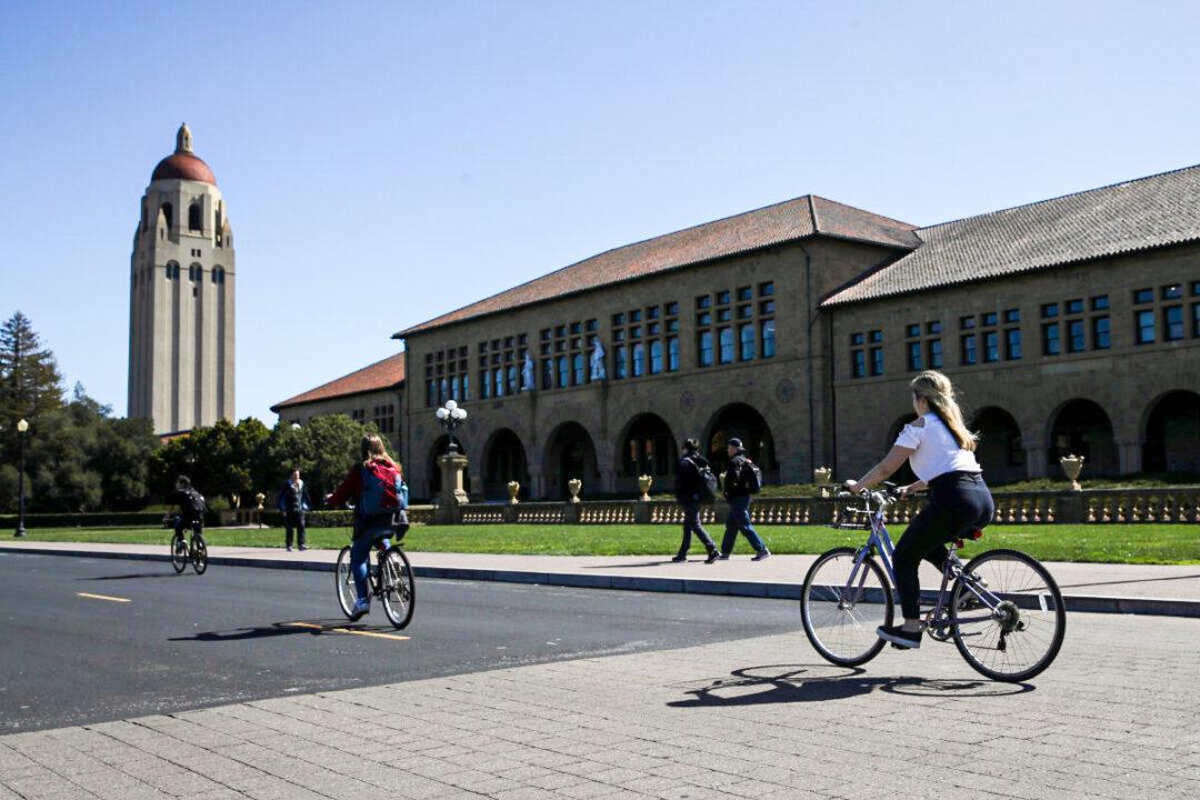 Some California Colleges Mandate Booster Shot