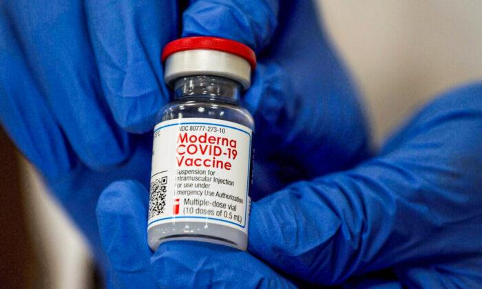 ‘Good Decision’: Experts React to FDA Pushing Back Decision on Moderna Vaccine for Kids