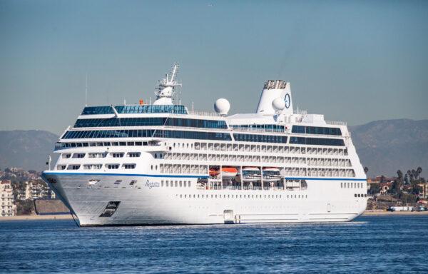 A cruise ship sits anchored in the Port of Long beach, Calif., on Oct. 27, 2021. (John Fredricks/The Epoch Times)