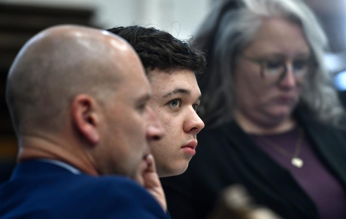 Prosecutors Show Rittenhouse Trial Jurors Video of Protests