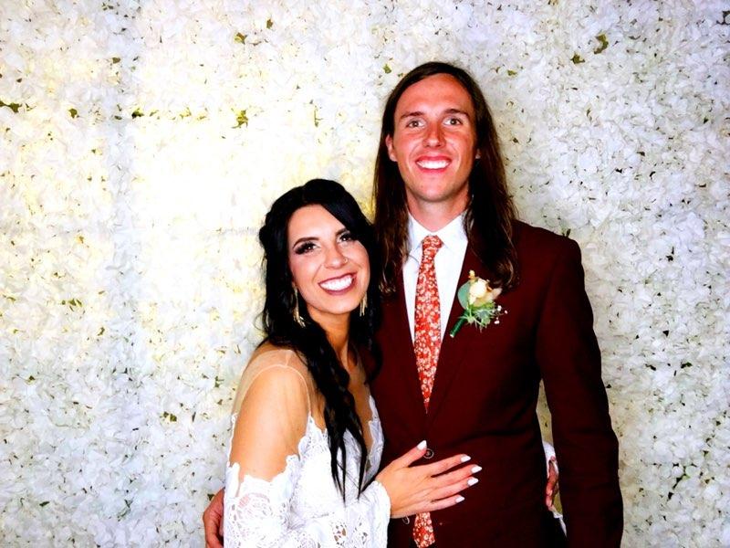 Megan and her husband, Andrew at their wedding. (Courtesy of <a href="https://www.facebook.com/megan.roy.52">Megan Roy</a>)