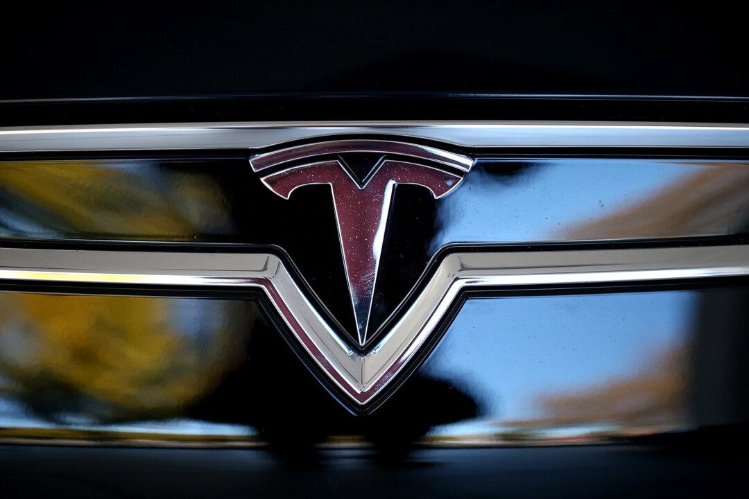 Cathie Sells Another $22 Million Worth of Shares in Tesla on Tuesday