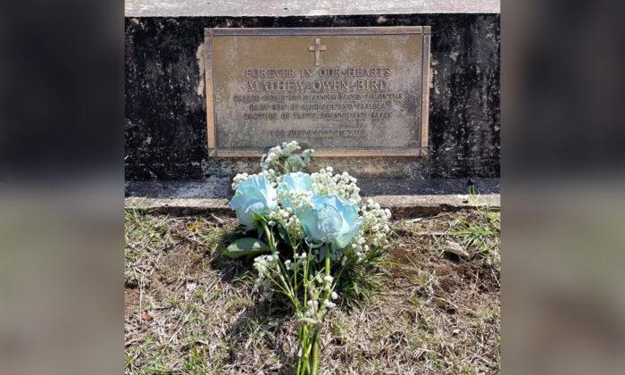 Mom Couldn’t Visit Her Son’s Grave on His 41st Birthday, Grateful When Stranger Lays Flowers
