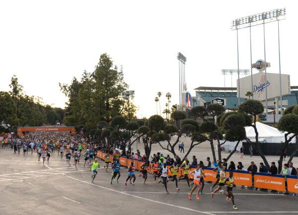 Start of the Los Angeles Marathon at Dodger Stadium in Los Angeles on March 9, 2014. (Harry How/Getty Images)