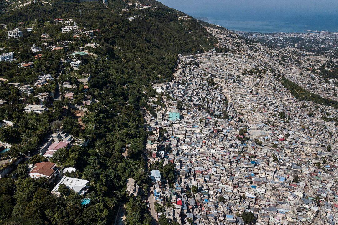 Haiti’s Fuel Crisis Deepens; Banks Announce Partial Closure