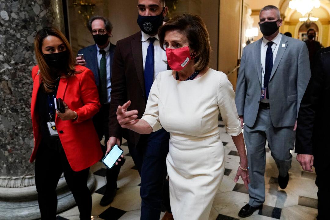 House Vote on Biden Agenda Stalled by Democratic Divisions