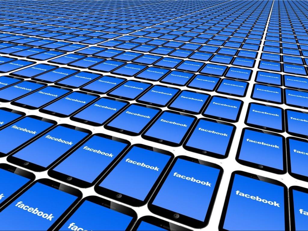 Facebook Targets Apple’s 30 Percent Commission With Latest Move