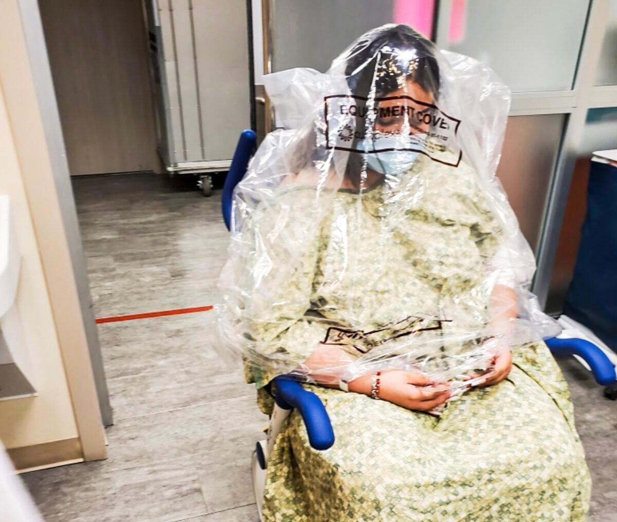 Hospital Accused of Using Plastic Bags Over Patients to Stop COVID Spread