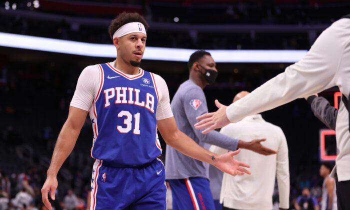Sixers Pull Away From Pistons for 5th Straight Win