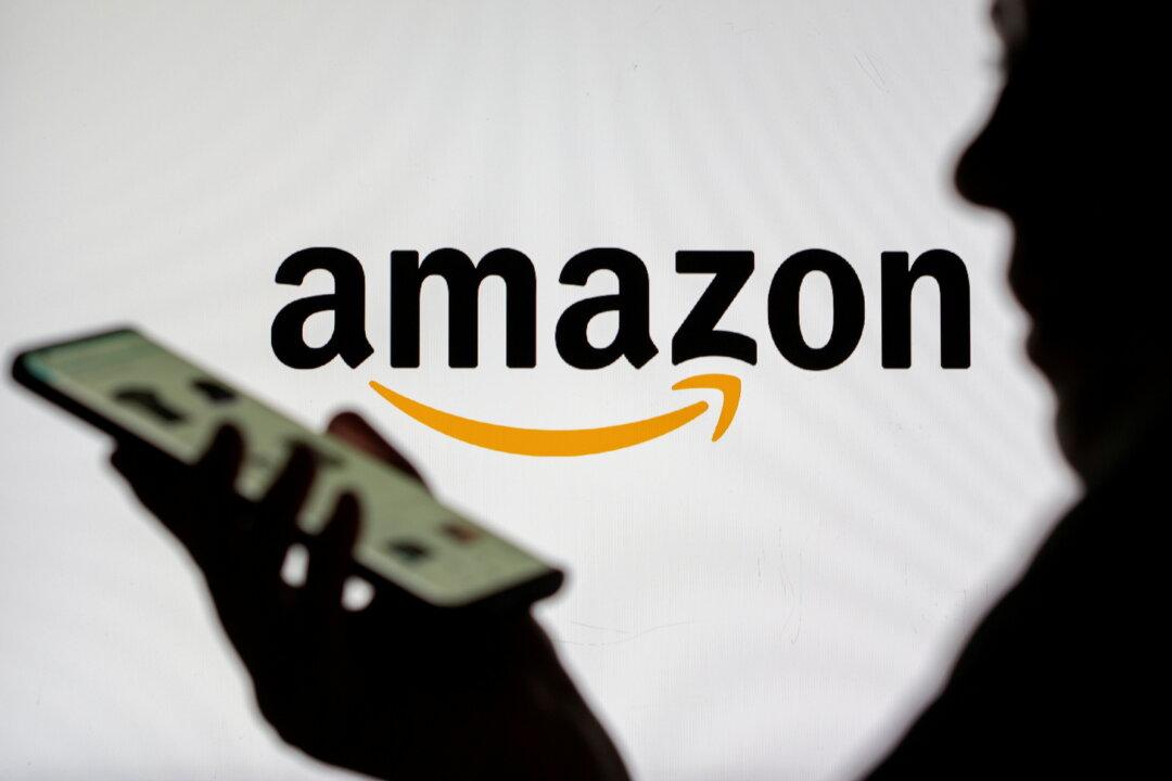 Amazon Worker Group in New York Withdraws Petition for Union Vote