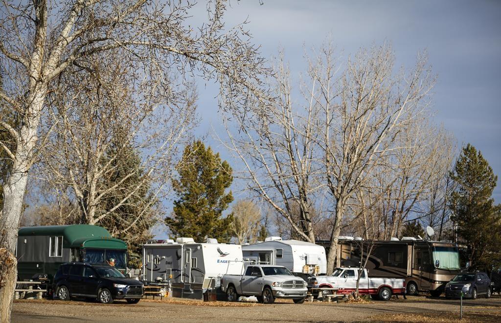 ‘It’s Going to Be Crazy’: Snowbirds at Campground Eager for U.S. Border Reopening