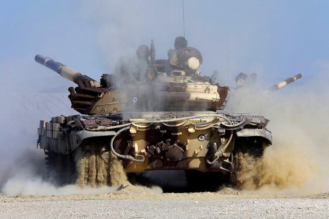 Iran Begins Annual War Games Ahead of Nuke Talks With West