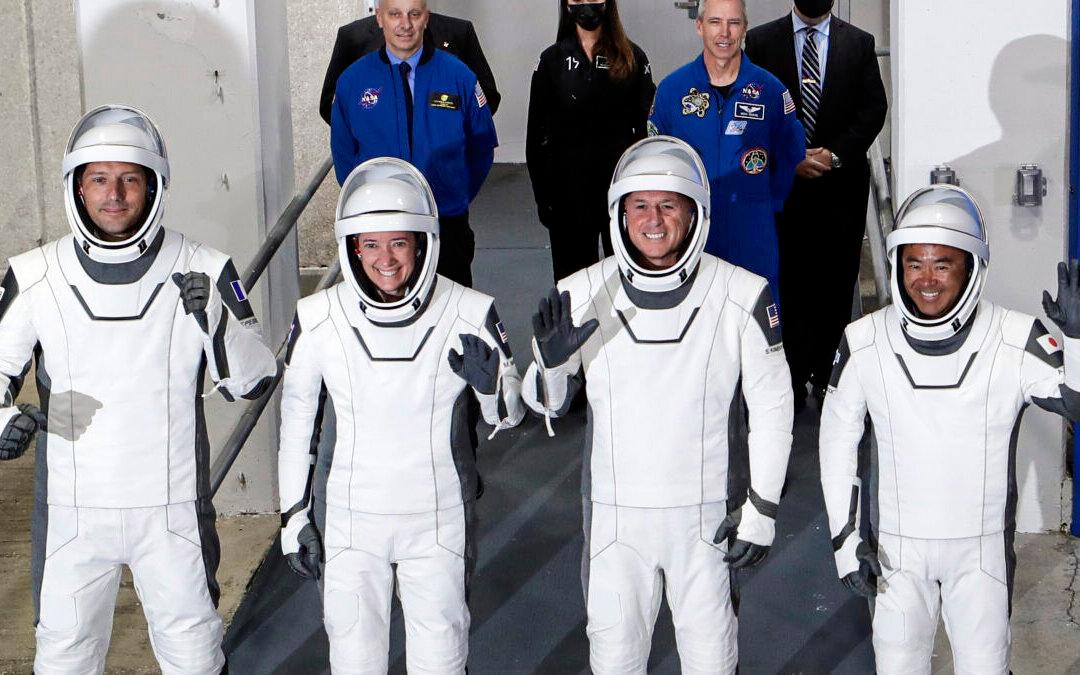 High Wind Delays SpaceX Crew Homecoming After 6 Months Aloft