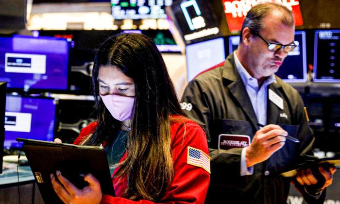 Dow Hits Record High as Infrastructure Bill Lifts Cyclicals