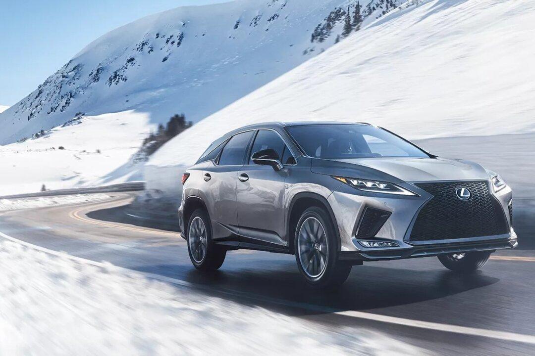 2022 RX 450h F Sport AWD