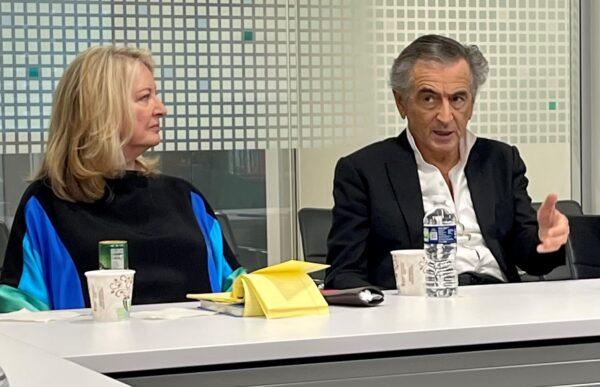 Nina Shea (L), religious freedom expert at Hudson Institute, and Bernard-Henri Levy (R), at the Hudson Institute in Washington on Oct. 27, 2021. (International Committee on Nigeria)