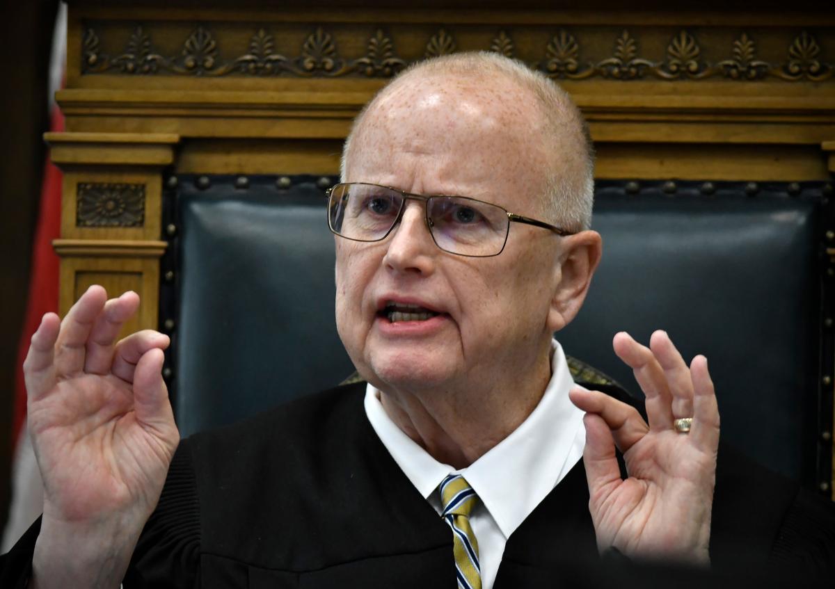 'Constitutional Violation:' Rittenhouse Trial Judge Admonishes Prosecutor