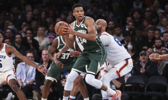 Bucks Squander Big Lead Before Topping Knicks