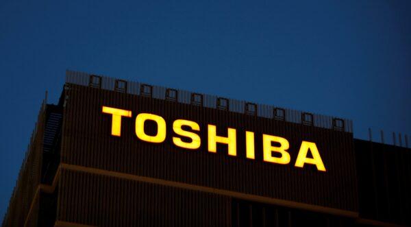 The logo of Toshiba Corp. is seen at the company's facility in Kawasaki, Japan, on June 10, 2021. (Kim Kyung-Hoon/Reuters)