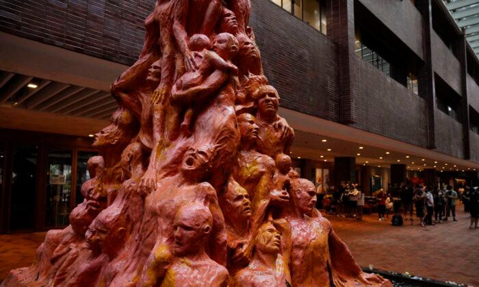 Artist Wants Safe Passage in Hong Kong to Remove Sculpture