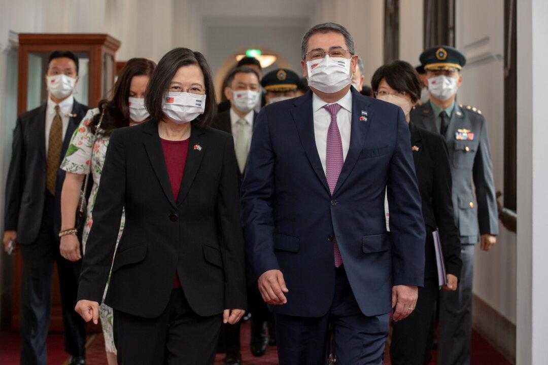 ‘We Are Real Friends,’ Honduran President Says on 4th Visit to Taiwan Before Leaving Office