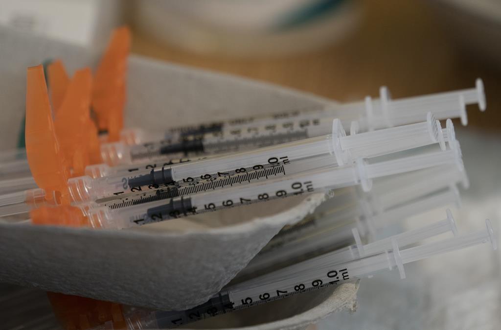 Unvaccinated Federal Employees Not Granted Exemptions to Be Put on Unpaid Leave Today