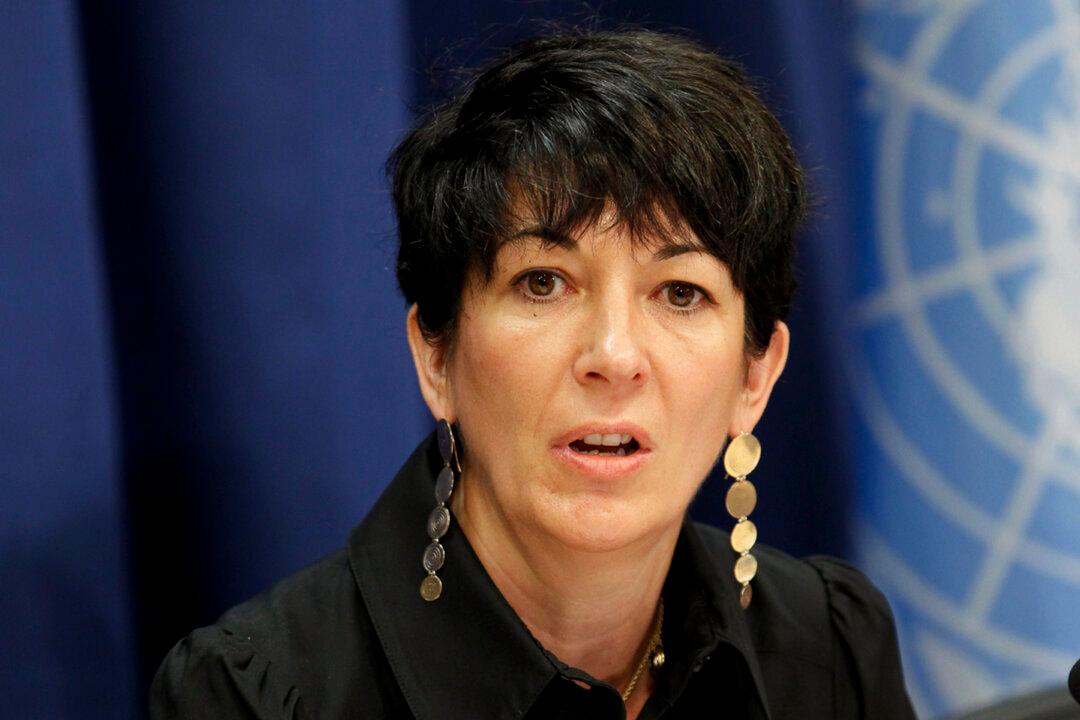 Prosecutors, Defense Make Closing Arguments In Ghislaine Maxwell Trial