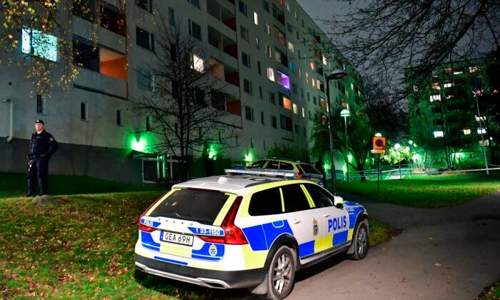 Children Fall From Building in Sweden, 1 Dies; 2 Adults Held