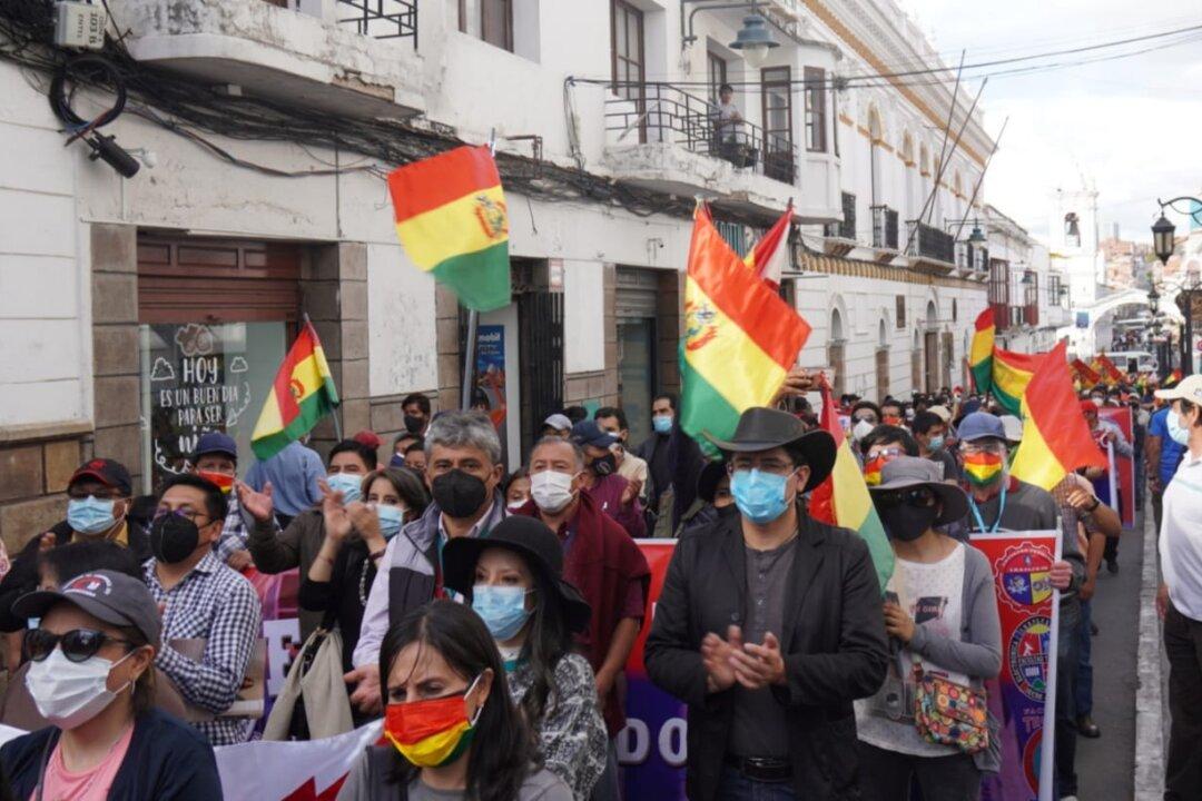 Bolivians Defeat ‘Communist Law’ With Protests, Economic Shutdown
