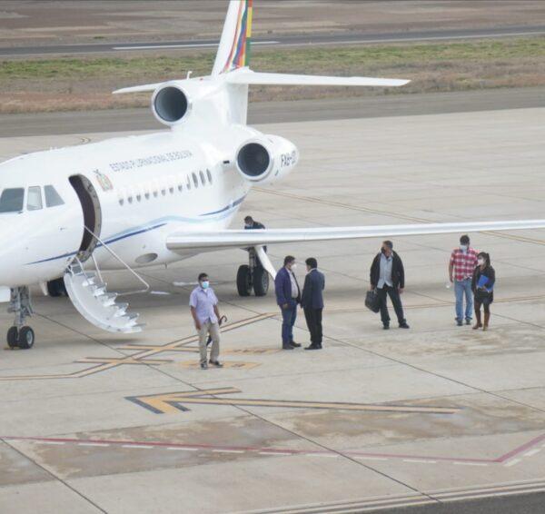 President Luis Arce, seen standing outside of his private jet at Alcantari airport, arrived to meet with a farmer's union in Chuquisaca, Bolivia, on Nov. 14, 2021. (Cesar Calani Cosso/The Epoch Times)