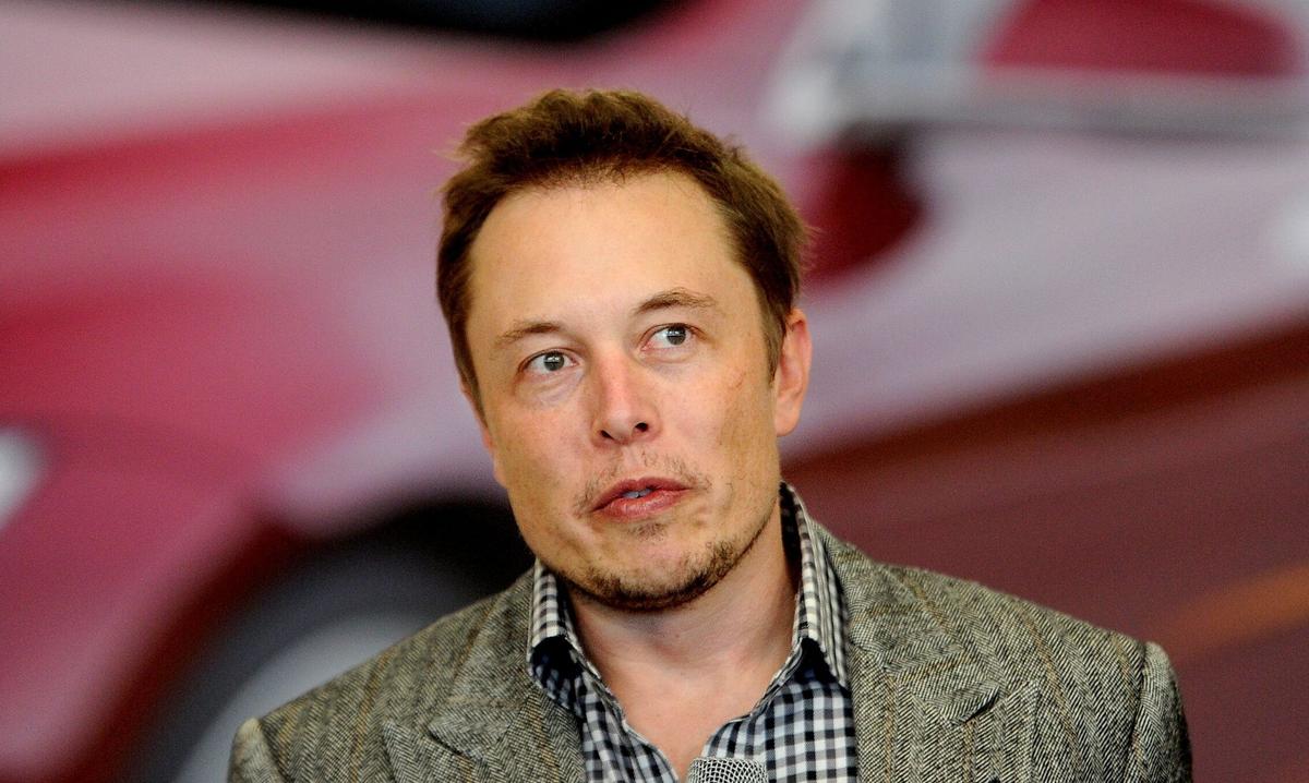 Tesla’s Musk Exercises More Options, Sells $973 Million for Taxes