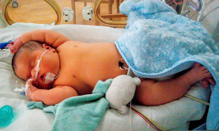 Mom Gives Birth to a Whopping 14-Pound 15-Ounce Baby, Making Him the Third Biggest Baby in UK