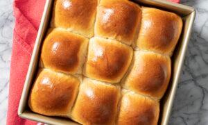 These Fluffy Dinner Rolls Really Rise to the Occasion