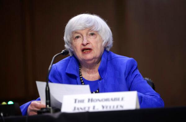 Treasury Secretary Janet Yellen testifies during a Senate hearing in Washington, on Sept. 28, 2021. (Kevin Dietsch/Getty Images)