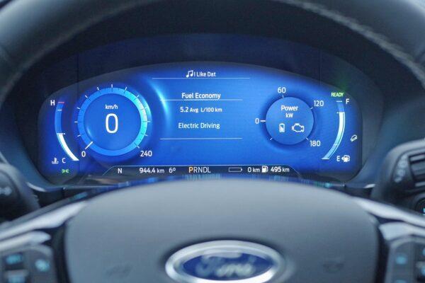 Fully digital instrument cluster. (By Benjamin Yong)