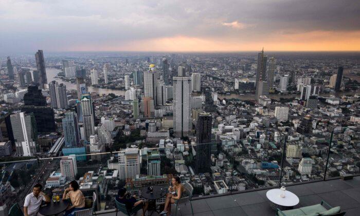 Thailand Cabinet Approves Bill Allowing Foreigners to Buy Land and Houses