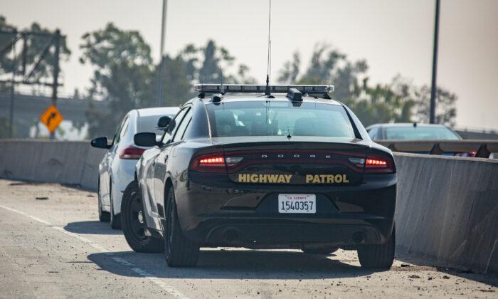 2 Men Wounded in Shooting on 10 Freeway in Los Angeles