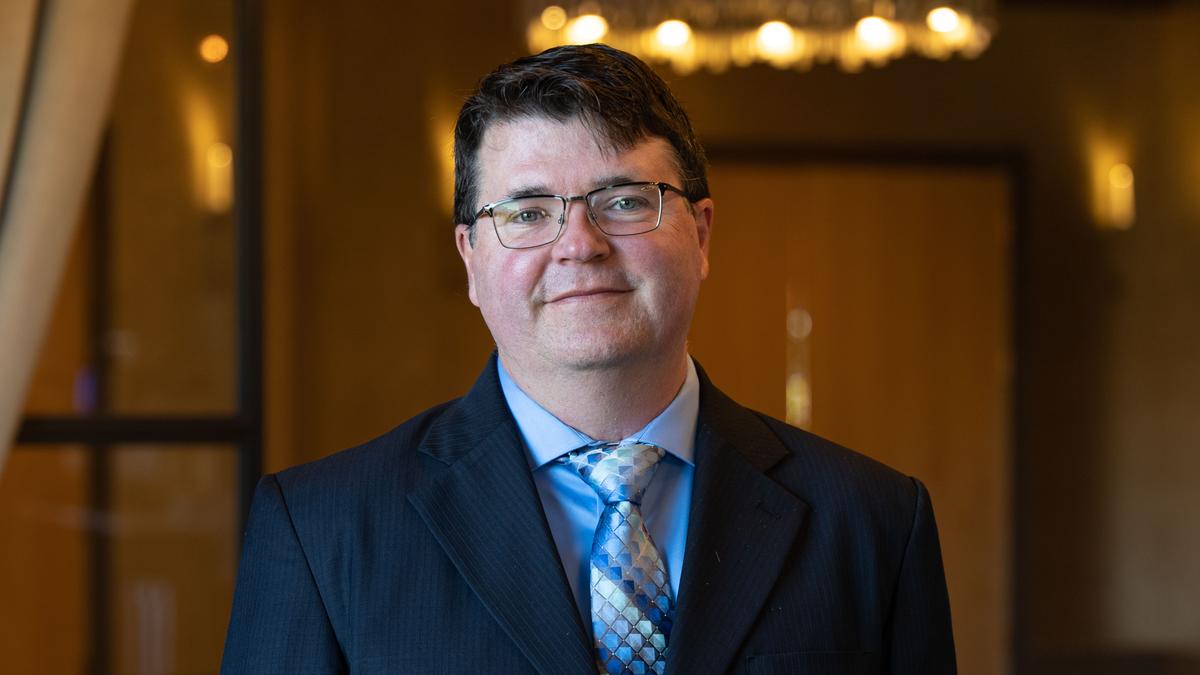 Pandemic Response ‘Politicized, Self-Destructive’: Immunologist Steven Templeton