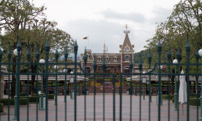Hong Kong Disneyland Closes for One Day as Staff Take COVID-19 Tests