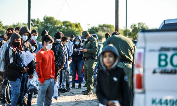 Children Crossing Border Alone Hit All-Time High in 2021