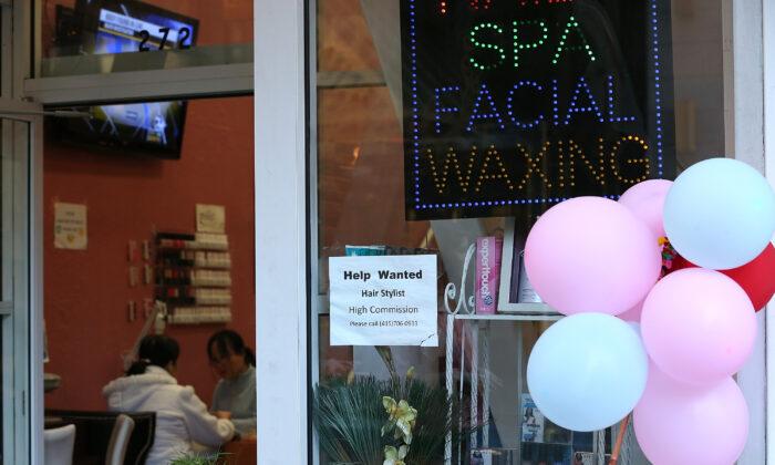 Nail Salons Suffer Financial Difficulties Due to Pandemic: UCLA