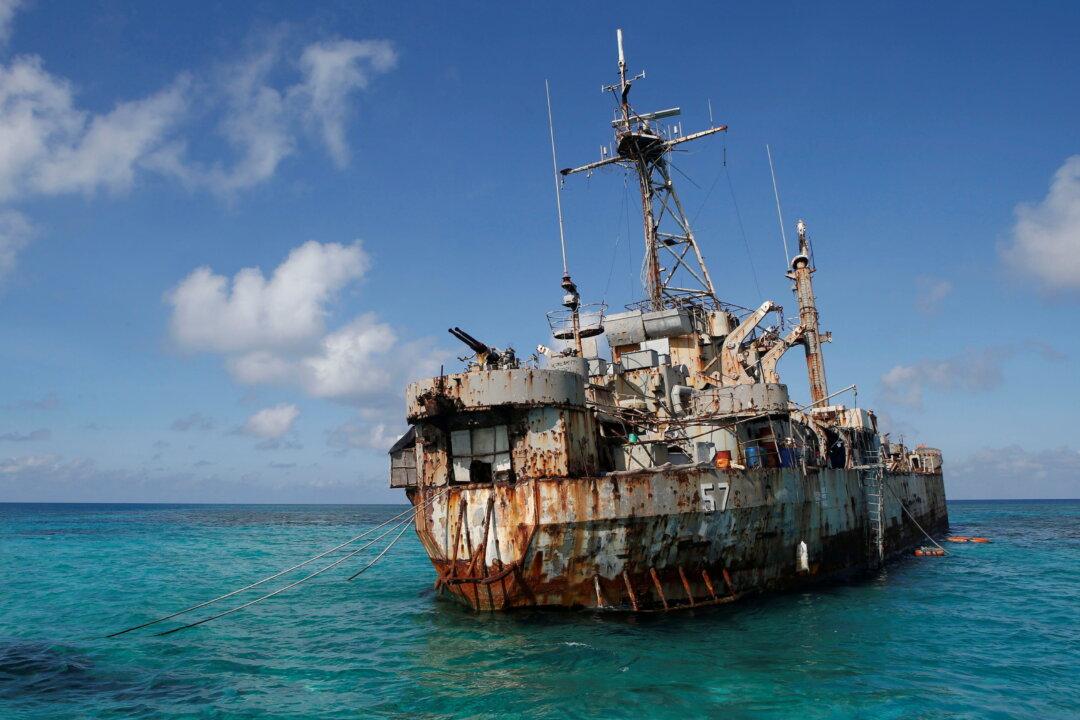 Australia Backs Philippines Against Beijing’s Actions in South China Sea