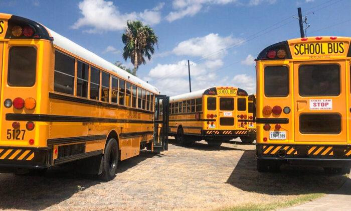 Children Allege North Carolina Bus Driver Offered Them $5 to Swab Their Cheeks With Q-tip