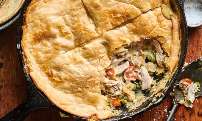 How to Make Leftover Thanksgiving Turkey Pot Pie