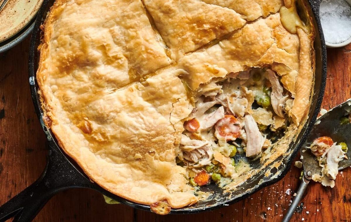 How to Make Leftover Thanksgiving Turkey Pot Pie