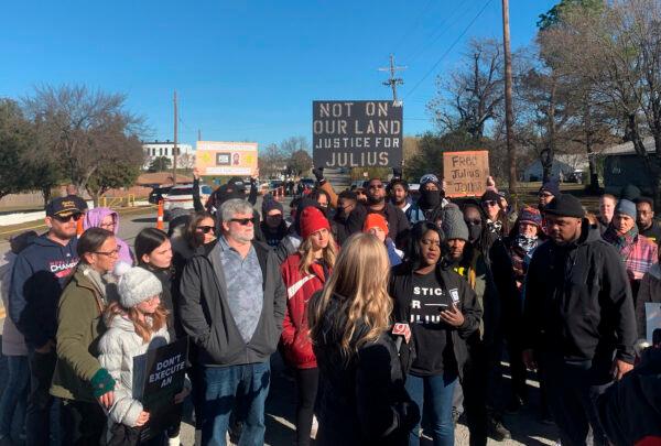 Supporters of Julius Jones rally outside Oklahoma State Penitentiary in McAlester, Okla., on Nov. 18, 2021. (Reese Gorman/The Norman Transcript via AP)